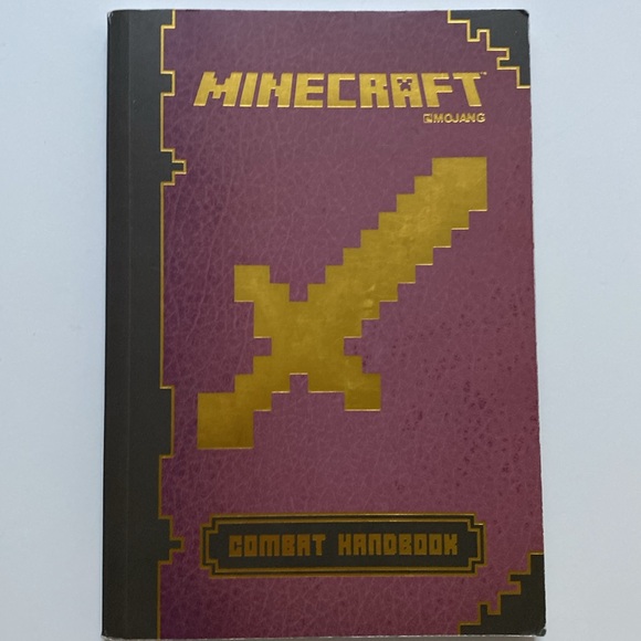 Minecraft Video Game Combat & Construction Handbook Full Color Paperback Books - Picture 3 of 12